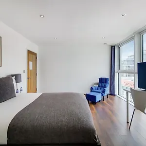 Apartment Excel, London